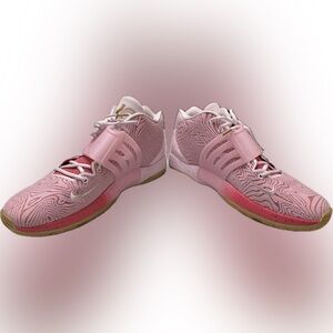 Nike pink Aunt Pearl breast cancer awareness size 17 DC9379-600